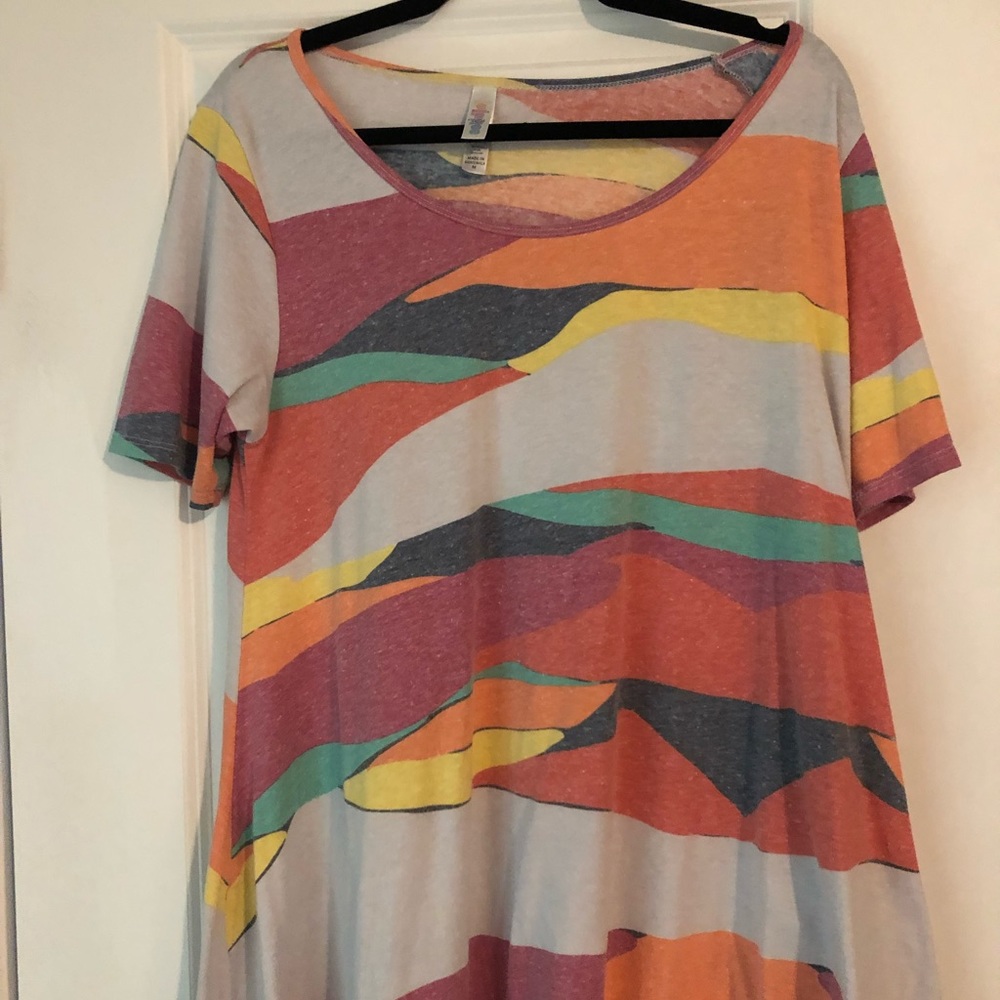 LulaRoe Perfect Tee